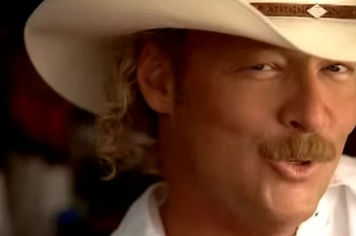 40 Country Songs That Defined Your Life In The Early 00s