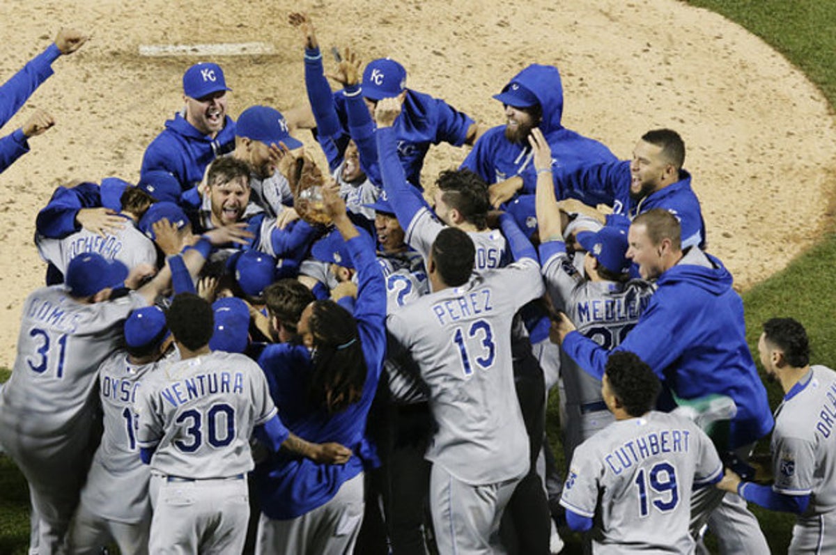 Kansas City Royals win World Series in 12-inning duel 