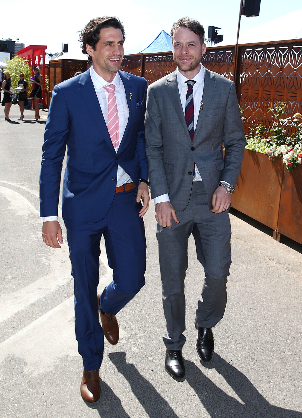 Yaasss suits.