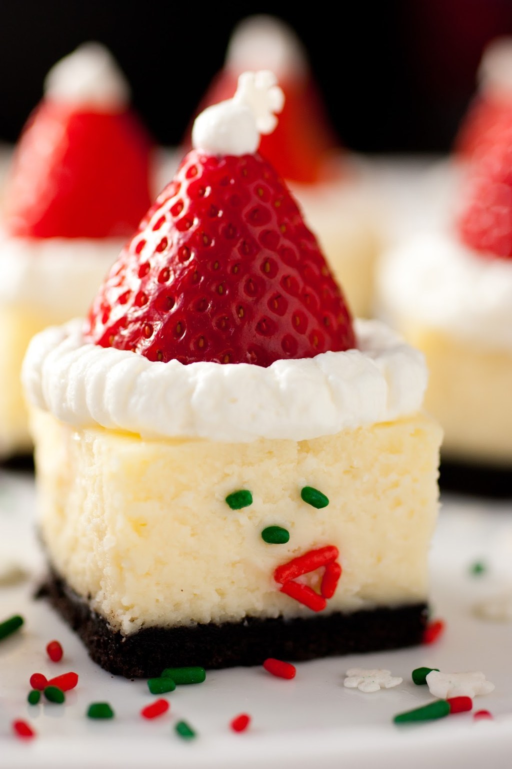 12 Insanely Easy DIY Christmas Treats That'll Spread Some Holiday Cheer