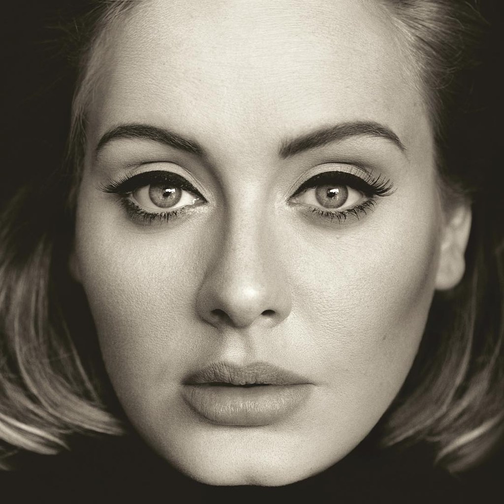 In just the U.S., industry experts are predicting that Adele could finish the week with 2,900,000 albums sold.