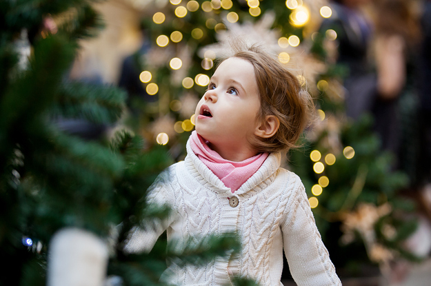 9 People Thank Their Parents For Great Holiday Memories
