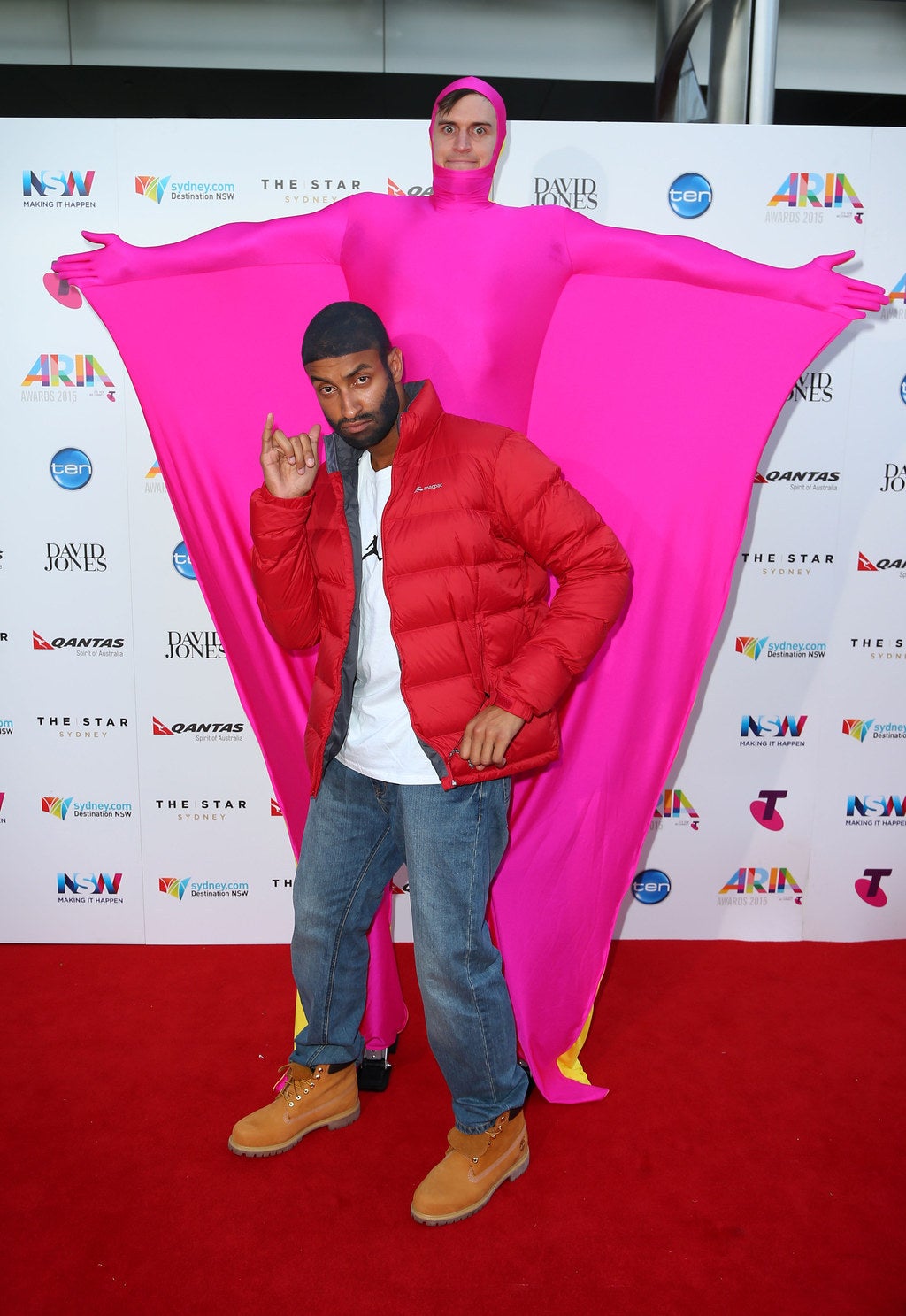 Matt And Alex Dressed As “Hotline Bling” And Won The Arias Red