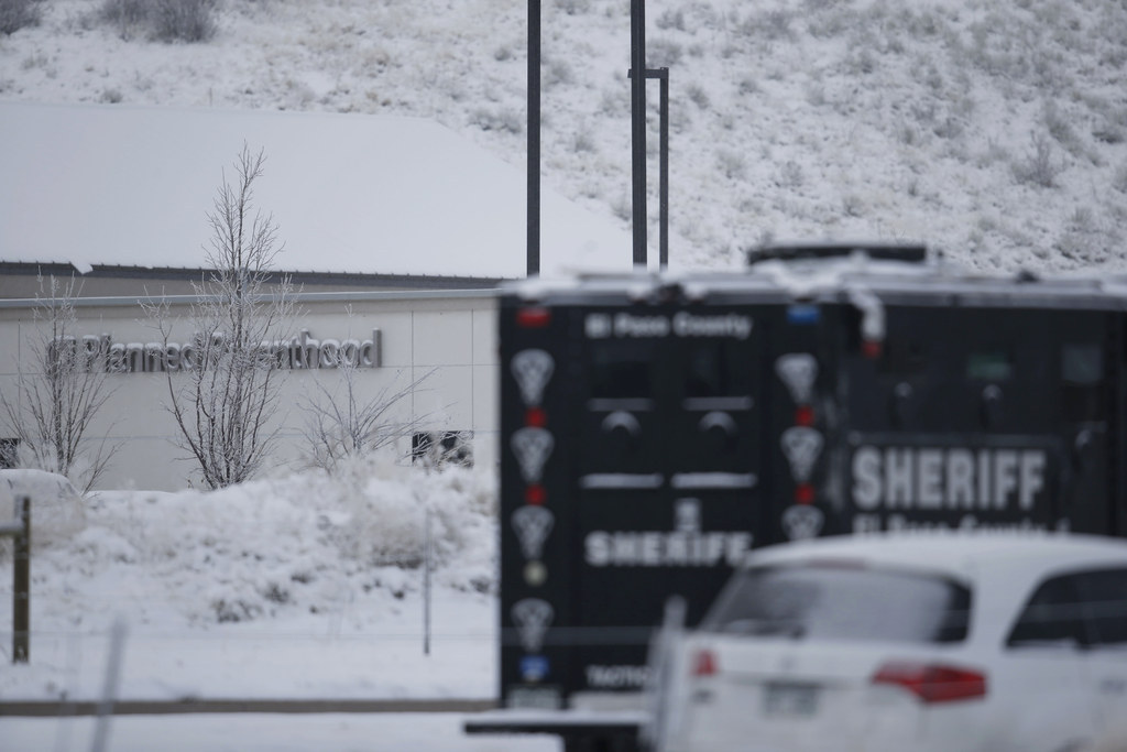 3 Killed, Suspect Captured In Shooting At Colorado Springs Planned