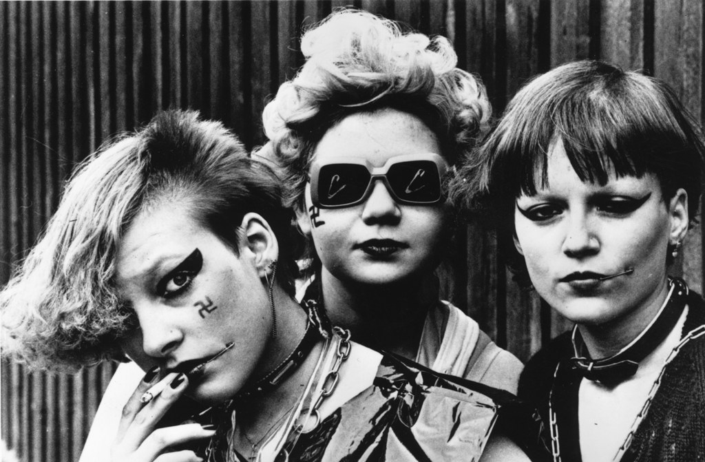 26 Pictures That Show Just How Hardcore ’70s Punk Really Was