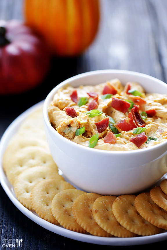 19 Thanksgiving Dips That Will Feed A Crowd