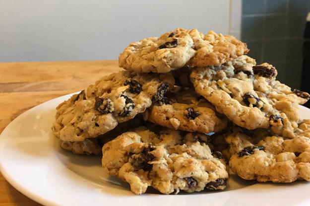 Dog ate clearance oatmeal raisin cookie