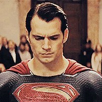 19 Times Henry Cavill's Jawline Was Out Of Control