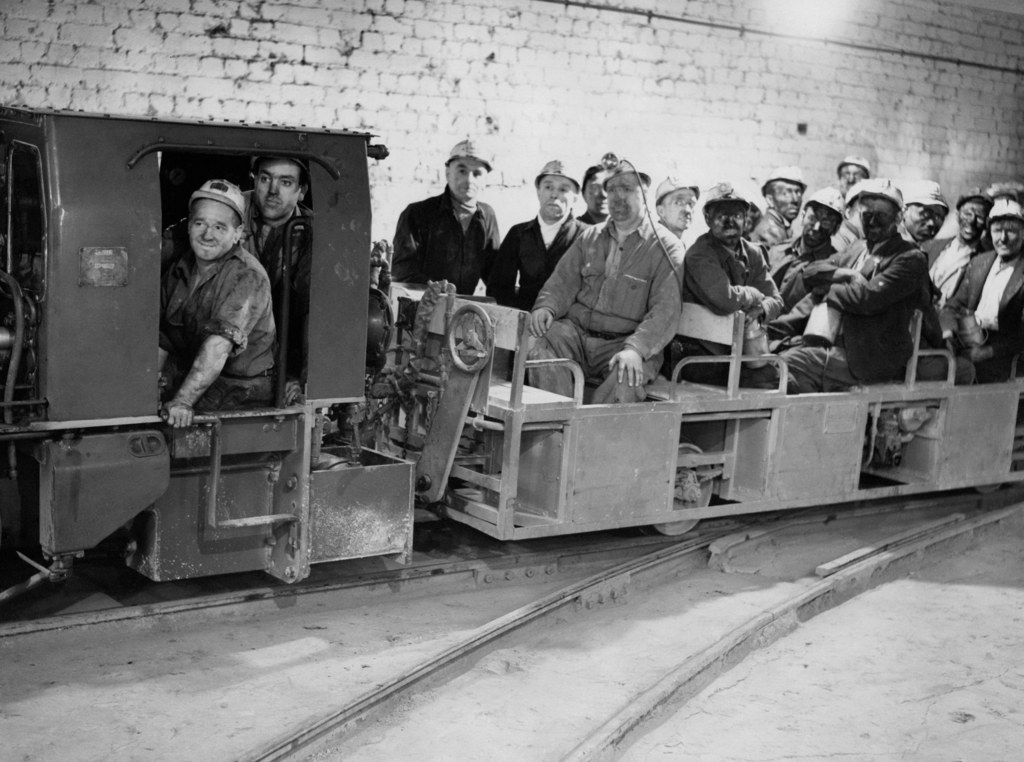 43 Pictures That Show The Dust And Sweat Of Britain’s Coal Mines