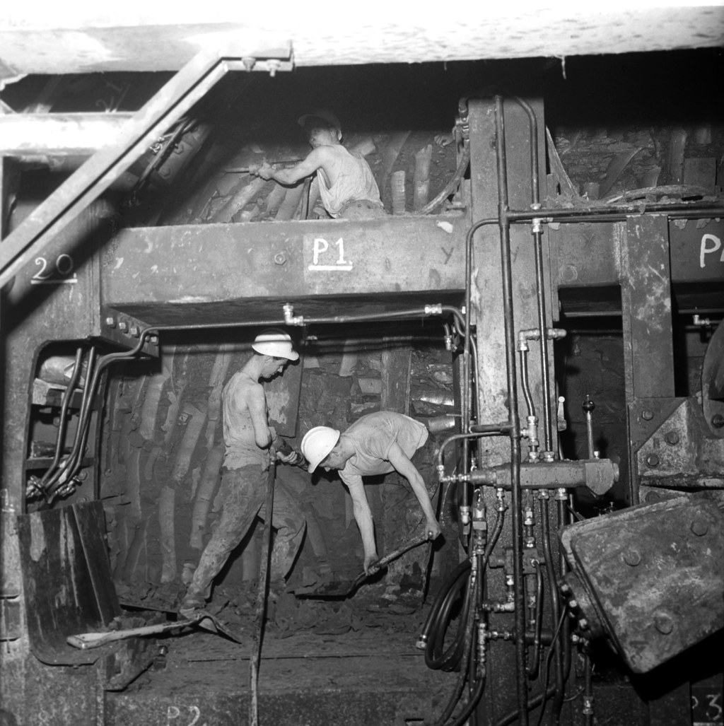 43 Pictures That Show The Dust And Sweat Of Britain’s Coal Mines