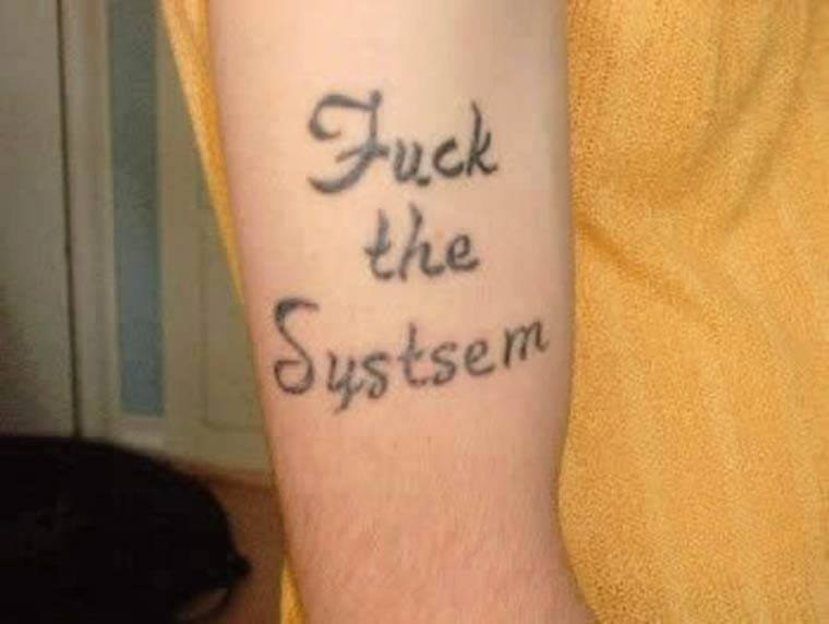 19 Leute, die sich bestimmt nie wieder ein Tattoo wünschen