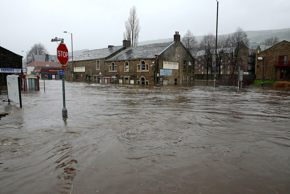 21 Pictures That Show The Devastation Caused By Severe Flooding In ...