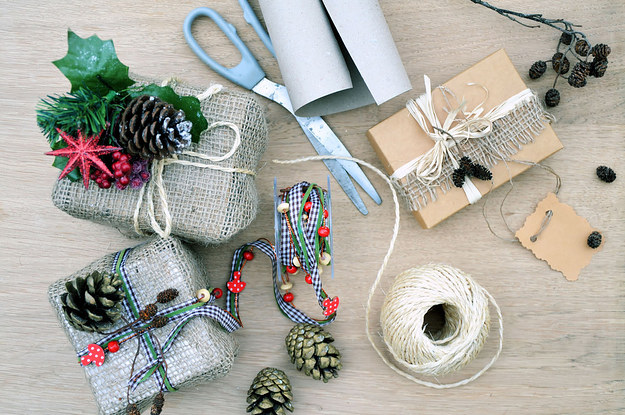 12 Alternatives To Wrapping Paper That Are Actually Gorgeous