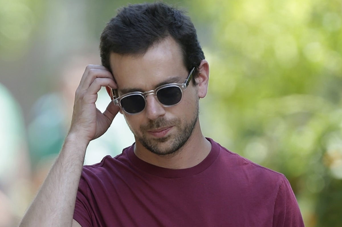 A closer look at Algorithmic Feed