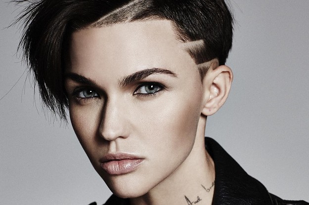 10-androgynous-girls-that-absolutely-slay-2-6580-1449688191-0_dblbig.jpg