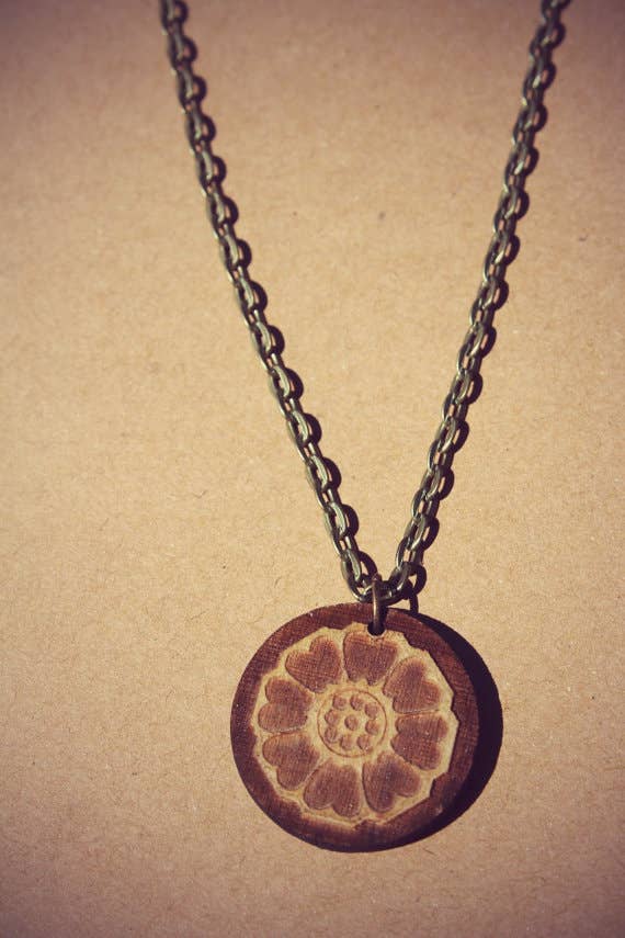 https://www.etsy.com/listing/189084079/white-lotus-avatar-last-airbender-legend?ref=shop_home_active_7