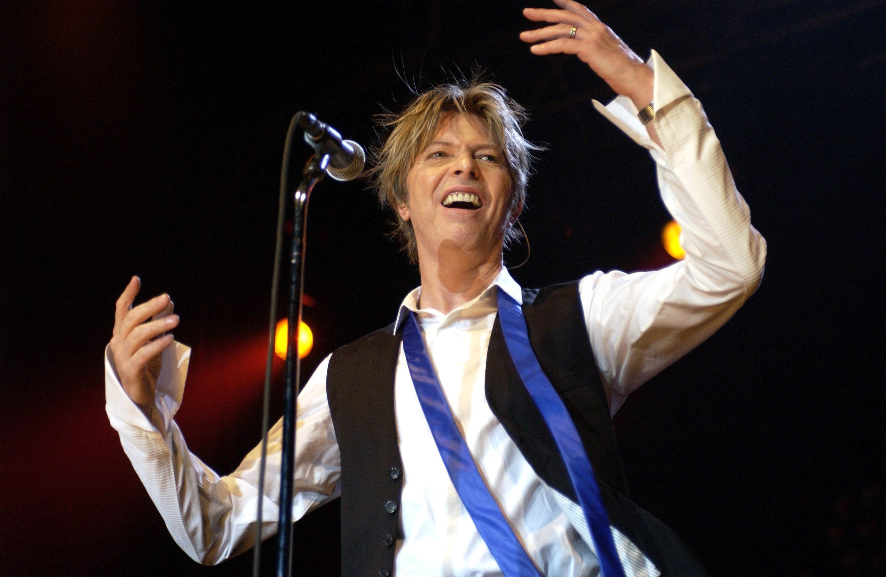 Bowie ficou bastante assustado depois que se recuperou. Parou de fumar os mais de 50 cigarros que consumia por dia, parou de beber, começou a frenquentar a academia e ficou mais recluso e reservado quanto à sua vida pessoal.