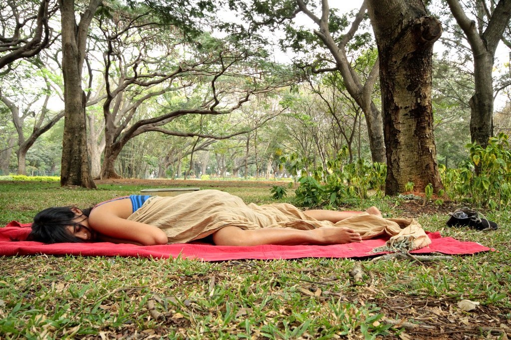 Hundreds Of Women Around India Are Sleeping In Parks To Reclaim Public Spaces