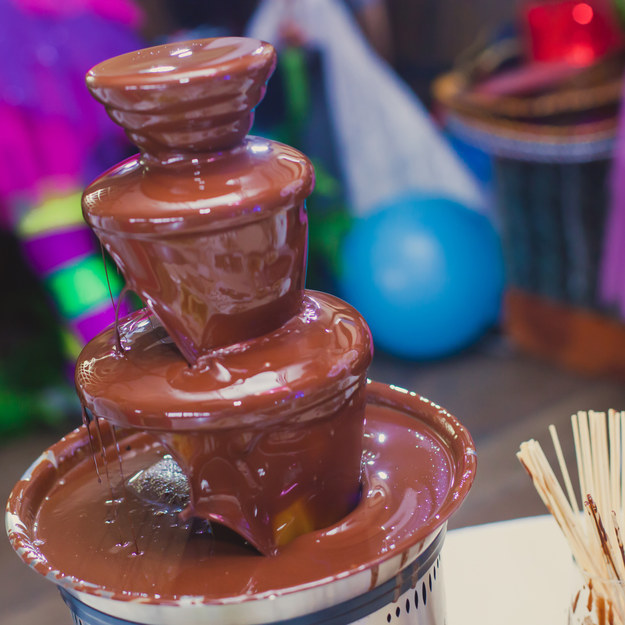 Chocolate Fountain Model