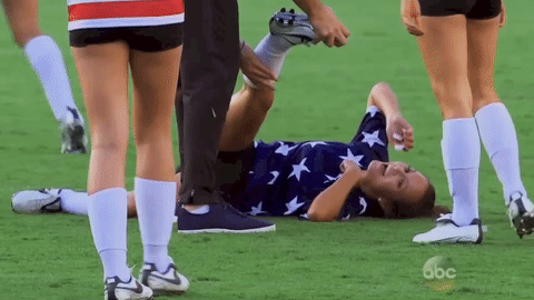 Rachel hurts her ankle? Still unclear on who she is or what she's doing here, but she's through to the next round so hopefully someone hooks her up with some airtime.