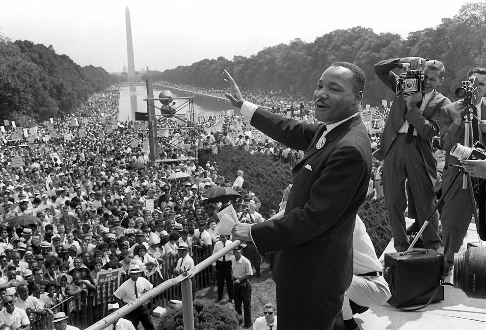 Martin Luther King Jr. después de dar su discurso de "Tengo un sueño" en 1963.