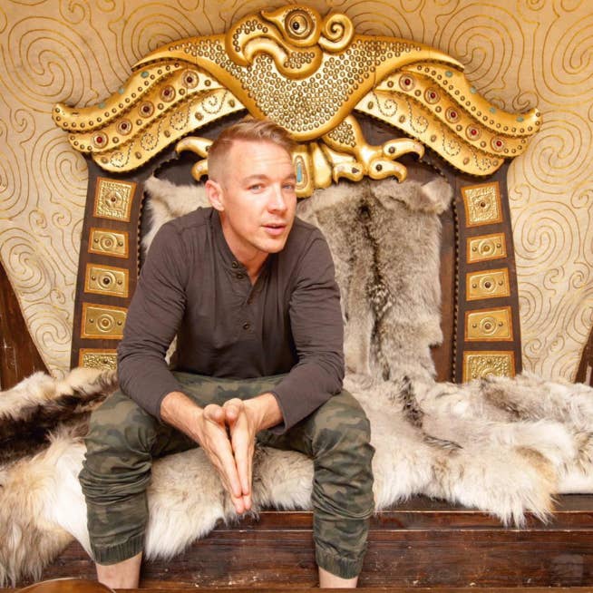 Mente maestra detrás de Major Lazer y productor de muchas bandas y cantantes, entre ellos: M.I.A., Madonna, No Doubt, Justin Bieber, Beyoncé y un largo etc.