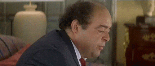Le hockey subaquatique, les films scandinaves des années 30, le point de croix... les maquettes en allumettes.