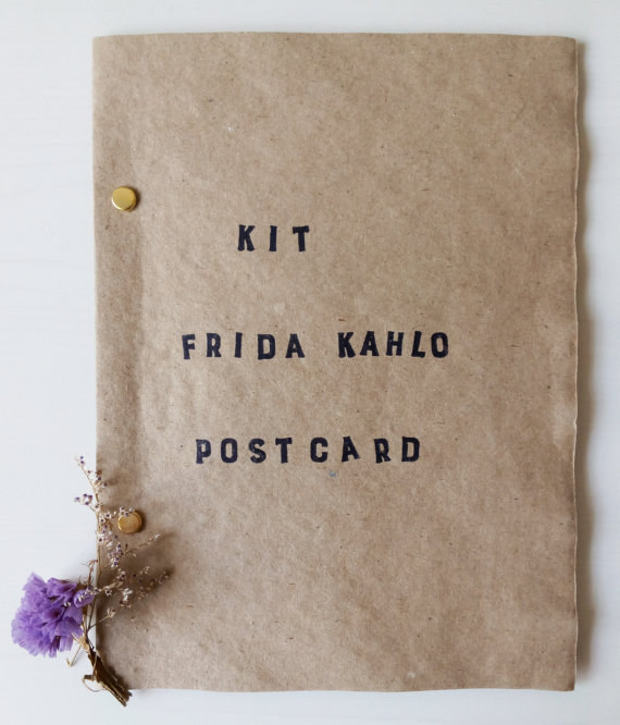 Un kit para crear postales.