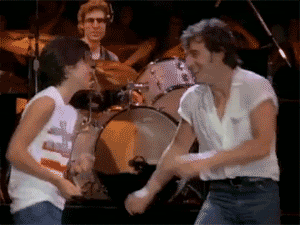 El actor Alfonso Ribeiro admitió haberse robado su movimiento estrella del baile de Courtney Cox en el video de "Dancing in the Dark" de Bruce Springsteen.