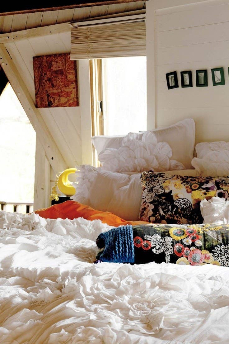 21 Maneras fáciles de lograr que tu dormitorio se vea mejor