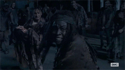 MICHONNE TU NO DEJES DE CORTAR CABEZAS.