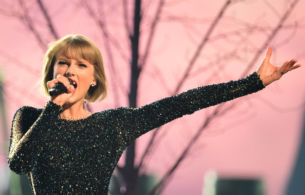 1989, Taylor Swift Piece by Piece, Kelly Clarkson How Big, How Blue, How Beautiful, Florence & the Machine Uptown Special, Mark Ronson Before This World, James Taylor