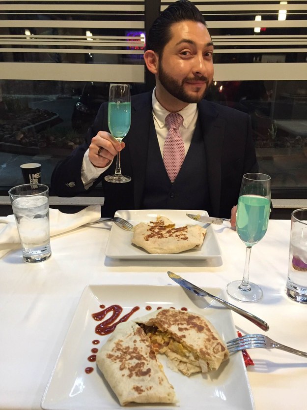 And because no Valentine's Day date is complete without some bubbly, they sipped Baja Blast out of champagne flutes.