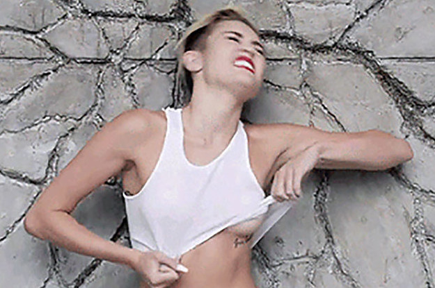 Miley Cyrus Tits