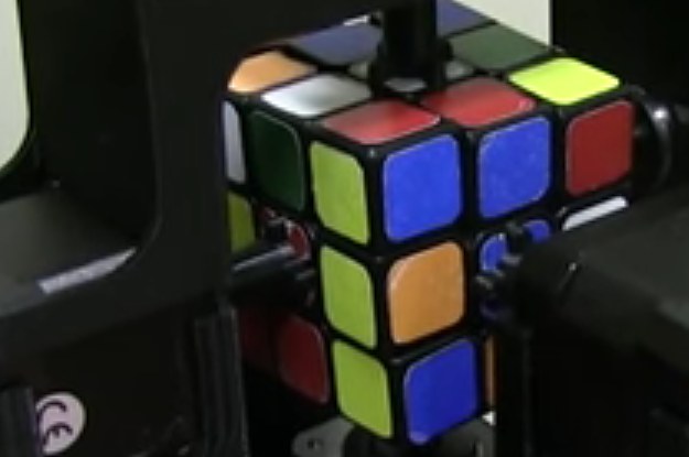 This Nerd Can Do A Rubik's Cube In Second