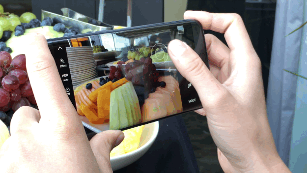 This is how your mobile autofocus works