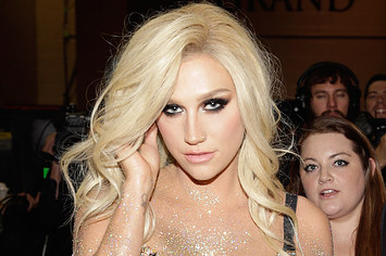 Kesha Porn Real - You Need To Read Kesha's Empowering Message To Her Supporters