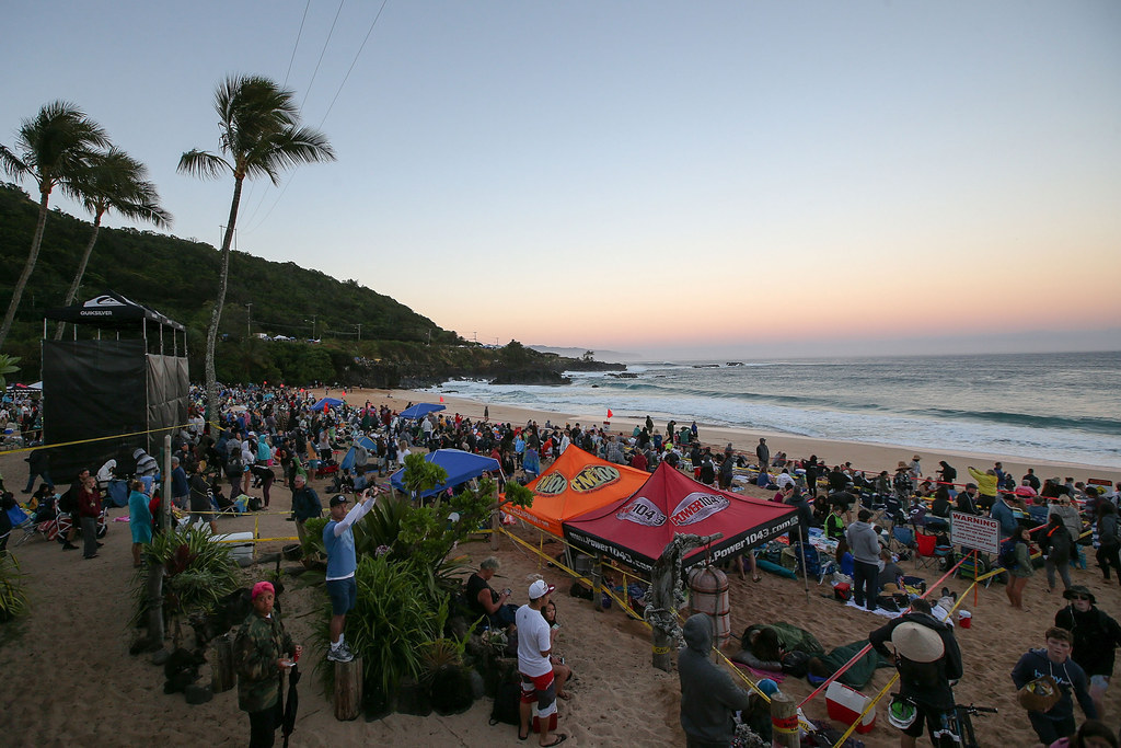 Surfers Brave Massive Waves At Rare "Eddie" Competition In Hawaii