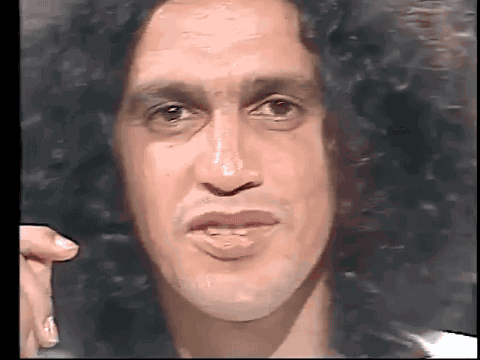 "- Oi você vai na festa e que horas?- Sim- Mas que horas você vai?- Vou logo depois de sair da faculdade- MAS QUE HORAS QUE É, PQP???????"