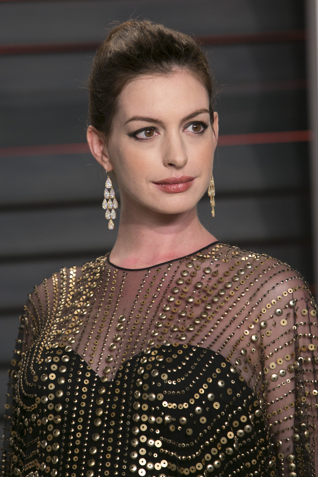 Anne Hathaway Was Glowing At The Oscars After Party