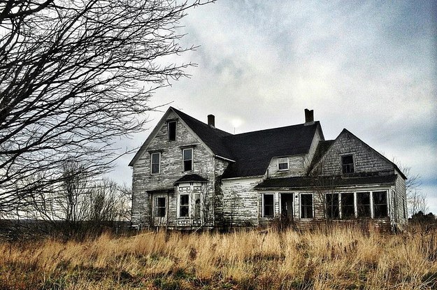 This Nova Scotia Woman Takes The Coolest Photos Of Abandoned Buildings