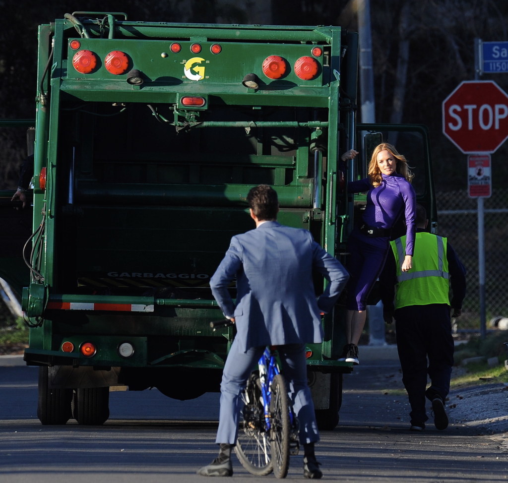 Riding store garbage truck