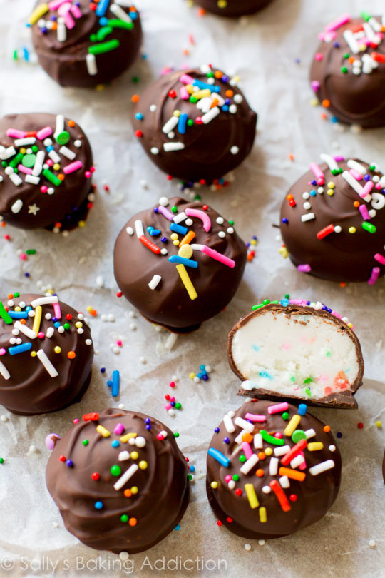 23 Easy Homemade Chocolates To Treat Yourself With