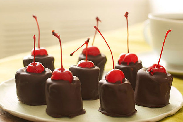 Marshmallow Cherry Kisses