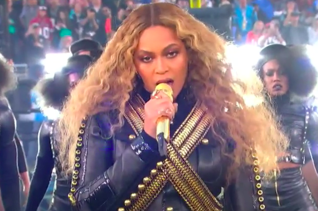 Beyoncé Comes For Your Last Remaining Wig, Announces World Tour