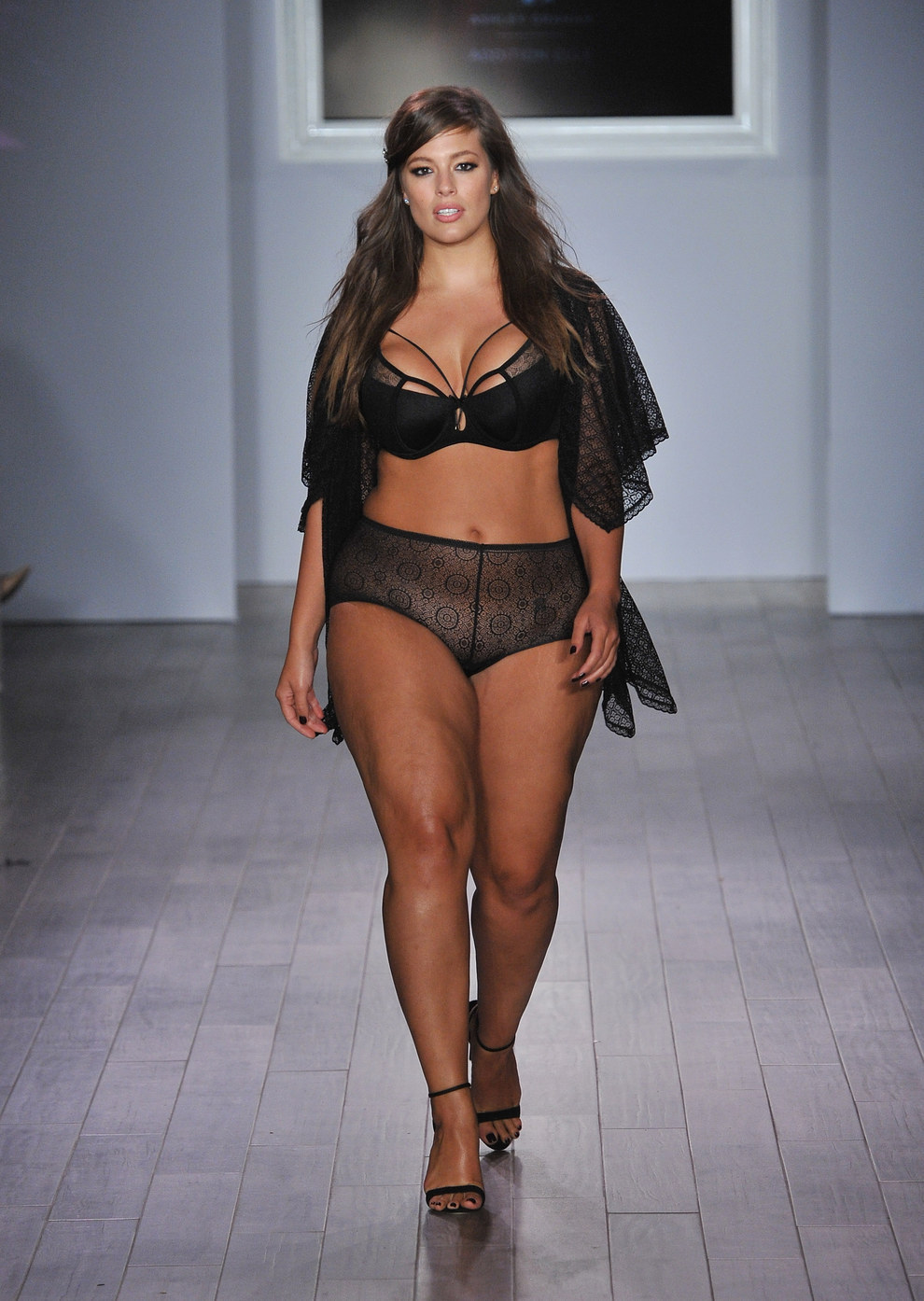 Ashley Graham Says This Was the Turning Point in Her Modeling Career -  Sports Illustrated Lifestyle