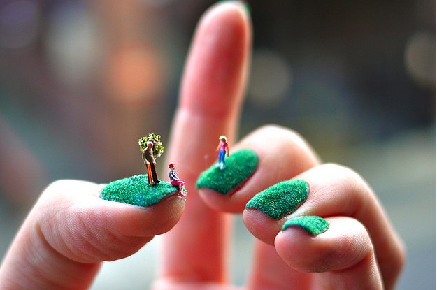12 Questions We Have About The Pom-Pom Nails Trend - FASHION Magazine