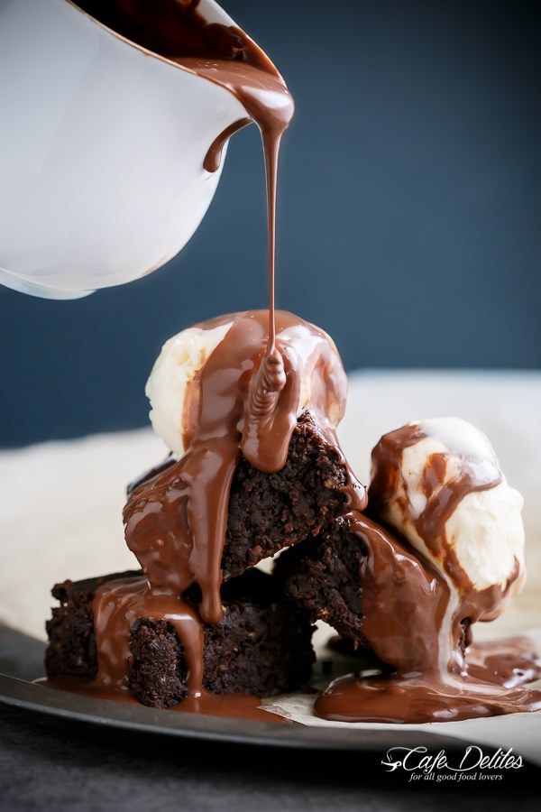 Fudgy Flourless Hazelnut Brownies