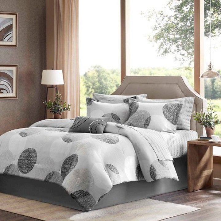 Here Are The Places That Sell The Best Bedding Online