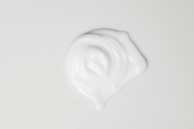 A sprayable foam can significantly aid in sealing trauma wounds.